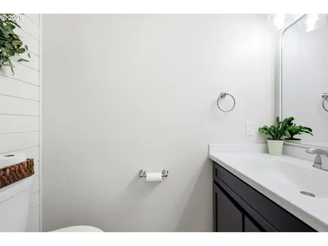 611 SE Lovrien Place Gresham OR 97080