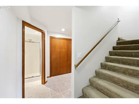 611 SE Lovrien Place Gresham OR 97080