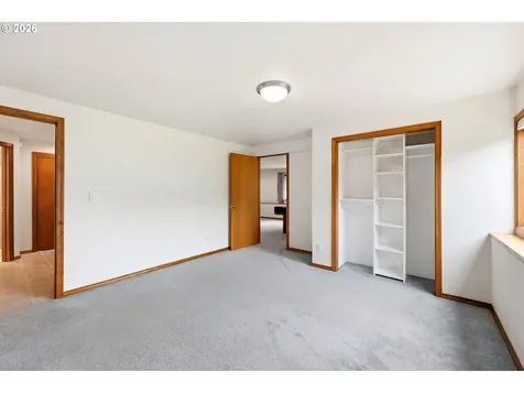 611 SE Lovrien Place Gresham OR 97080