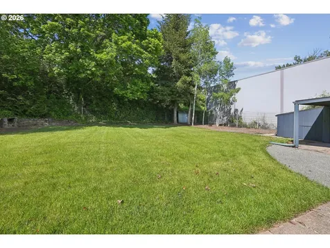 2105 SE Ochoco Street Portland OR 97222