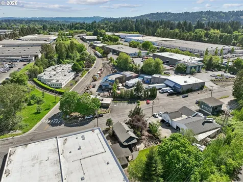 2105 SE Ochoco Street Portland OR 97222