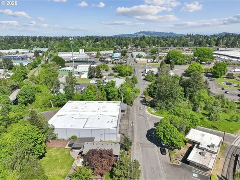 2105 SE Ochoco Street Portland OR 97222