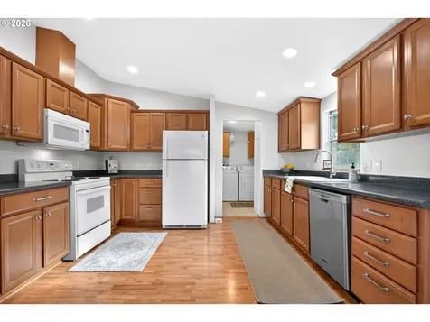 110 S Harrison Street Newberg OR 97132