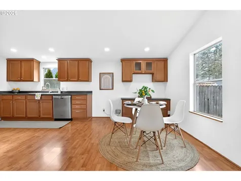 110 S Harrison Street Newberg OR 97132