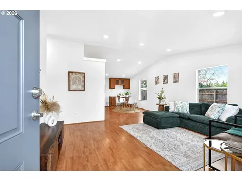 110 S Harrison Street Newberg OR 97132