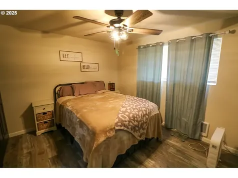 1808 Sunset Court Myrtle Point OR 97458