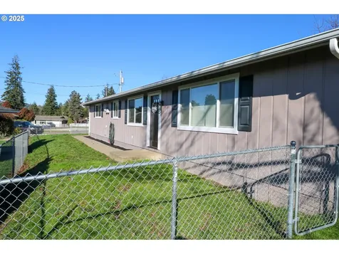 1808 Sunset Court Myrtle Point OR 97458
