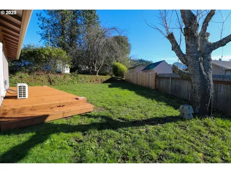 1808 Sunset Court Myrtle Point OR 97458