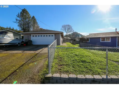 1808 Sunset Court Myrtle Point OR 97458