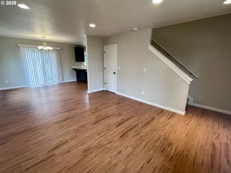 279 Lacasa Street Eugene OR 97402