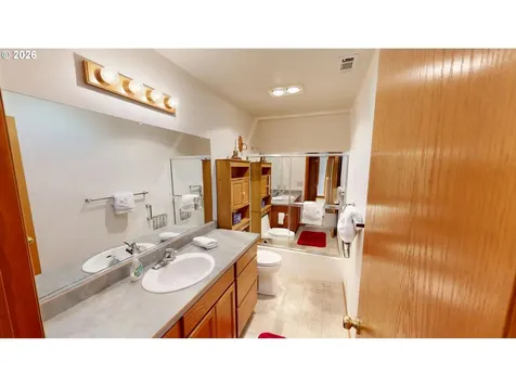 1389 Glenwood Drive Brookings OR 97415