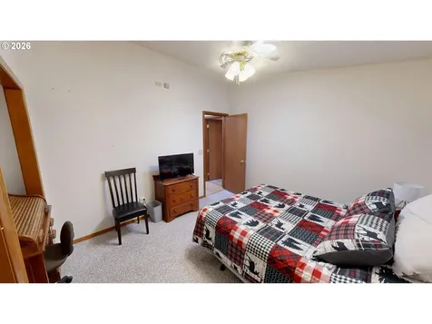1389 Glenwood Drive Brookings OR 97415