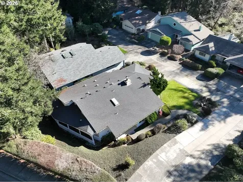 1389 Glenwood Drive Brookings OR 97415