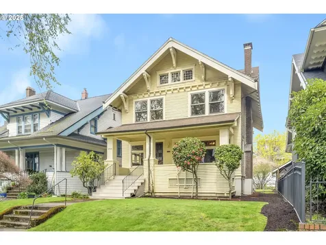 1918 SE Ladd Avenue Portland OR 97214