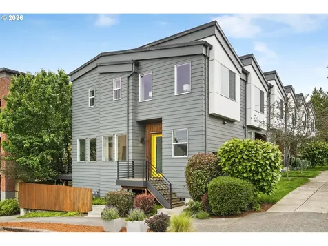 6875 N Salem Avenue Portland OR 97203