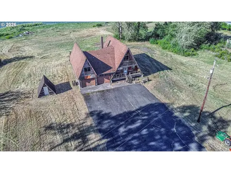 10005 River Front Road Clatskanie OR 97016