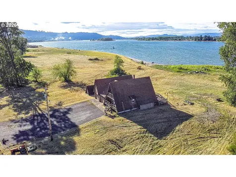 10005 River Front Road Clatskanie OR 97016