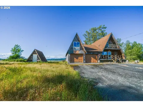 10005 River Front Road Clatskanie OR 97016