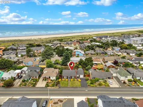 2390 S Edgewood Street Seaside OR 97138