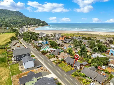 2390 S Edgewood Street Seaside OR 97138