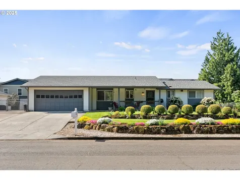8701 NE 57th Street Vancouver WA 98662