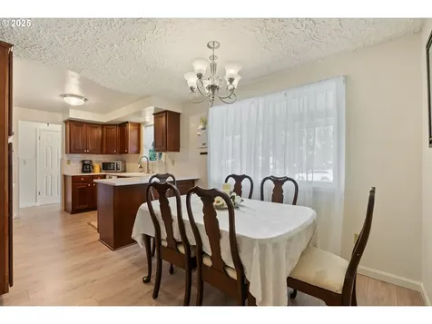 8701 NE 57th Street Vancouver WA 98662