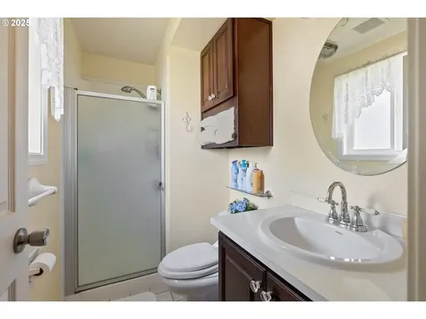 8701 NE 57th Street Vancouver WA 98662