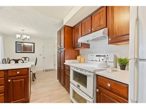 8701 NE 57th Street Vancouver WA 98662