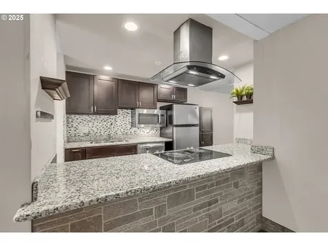 270 NW 181st Avenue Beaverton OR 97006