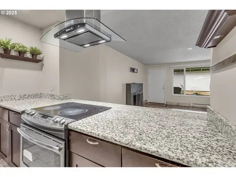 270 NW 181st Avenue Beaverton OR 97006