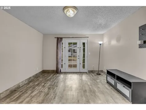270 NW 181st Avenue Beaverton OR 97006