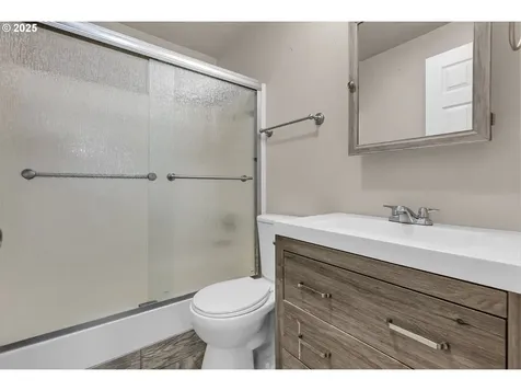 270 NW 181st Avenue Beaverton OR 97006