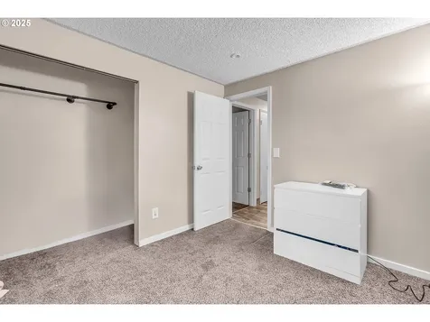 270 NW 181st Avenue Beaverton OR 97006