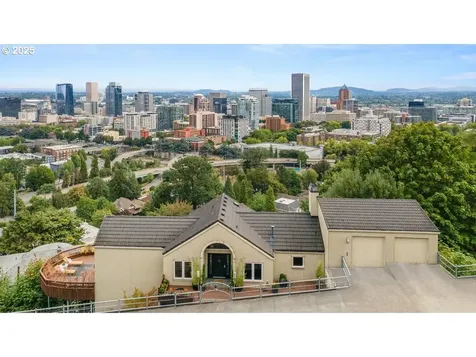 1558 SW Upper Hall Street Portland OR 97201