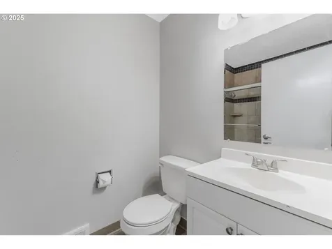 1300 NE 66th Street Vancouver WA 98665
