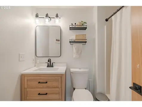 17812 SE 24th Street Vancouver WA 98683
