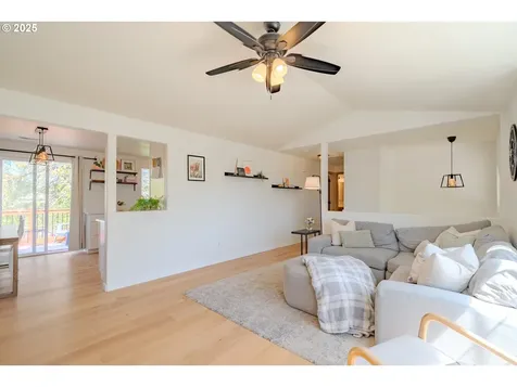 17812 SE 24th Street Vancouver WA 98683