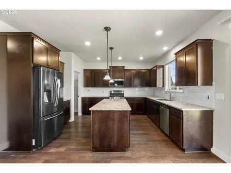 7934 SW Patience Drive Hillsboro OR 97123
