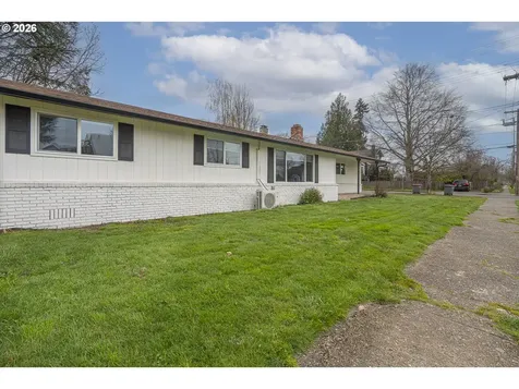 1411 NE Evans Street Mcminnville OR 97128