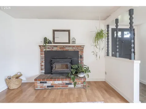 1411 NE Evans Street Mcminnville OR 97128