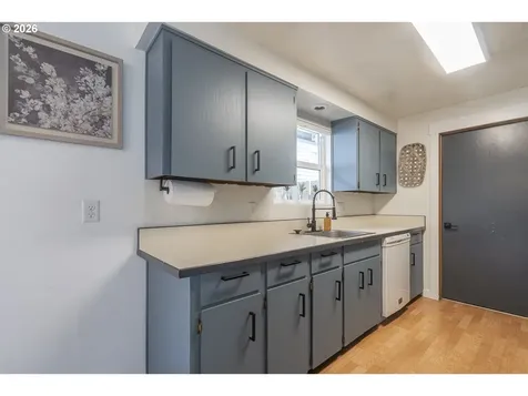 1411 NE Evans Street Mcminnville OR 97128