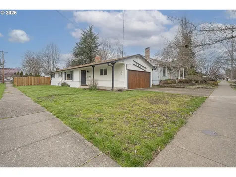 1411 NE Evans Street Mcminnville OR 97128