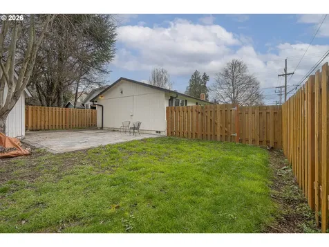 1411 NE Evans Street Mcminnville OR 97128
