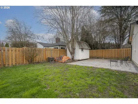 1411 NE Evans Street Mcminnville OR 97128