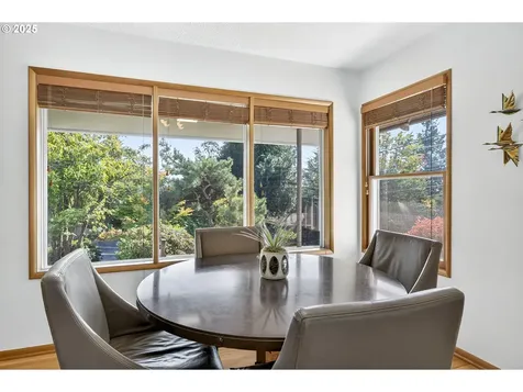 2963 SW Sunset Boulevard Portland OR 97239