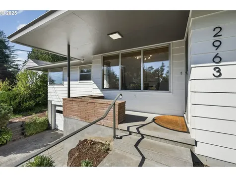 2963 SW Sunset Boulevard Portland OR 97239