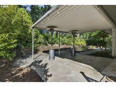 2963 SW Sunset Boulevard Portland OR 97239
