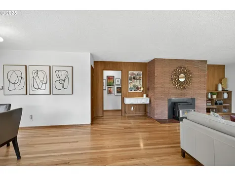 2963 SW Sunset Boulevard Portland OR 97239