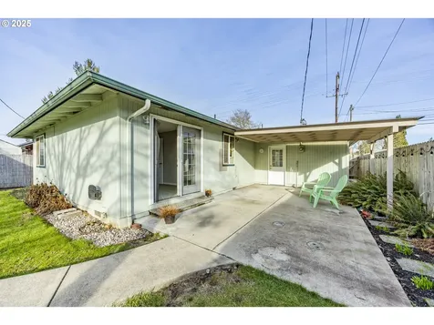 548 16th Street Springfield OR 97477