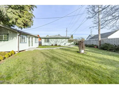 548 16th Street Springfield OR 97477